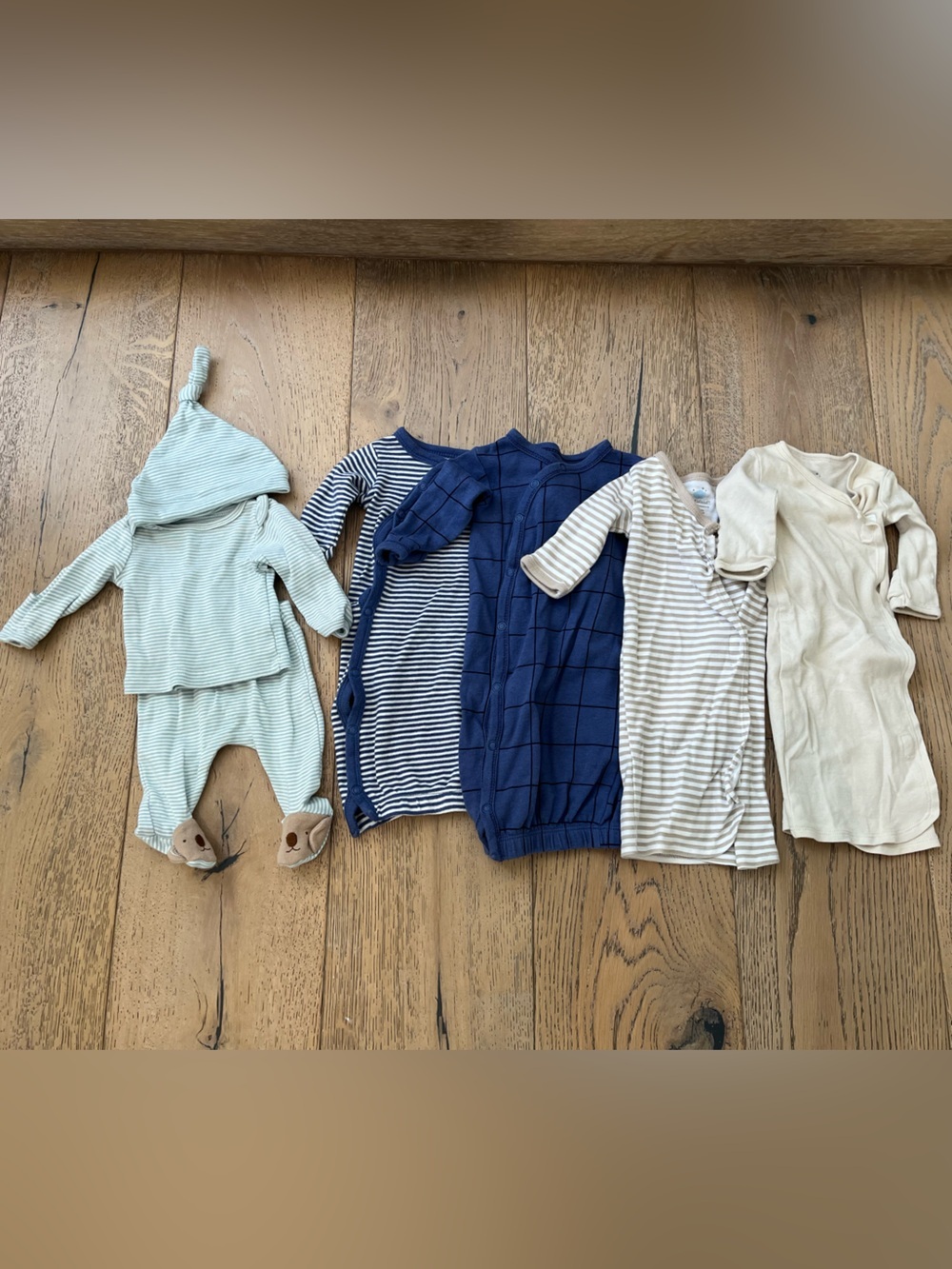 7 piece Preemie Premature Newborn Bundle Gown 100% Cotton Outfit Carters